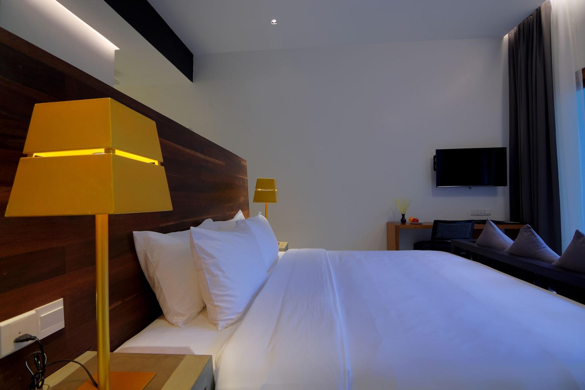 Apsara Residence Hotel Сиемрип Экстерьер фото